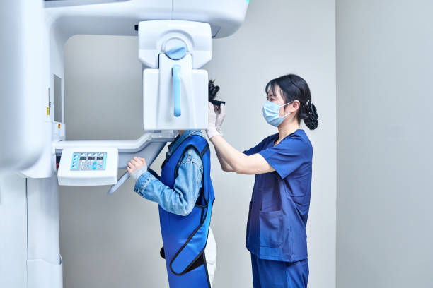 Best Dentist for Tooth Abscess  in Moss Beach, CA